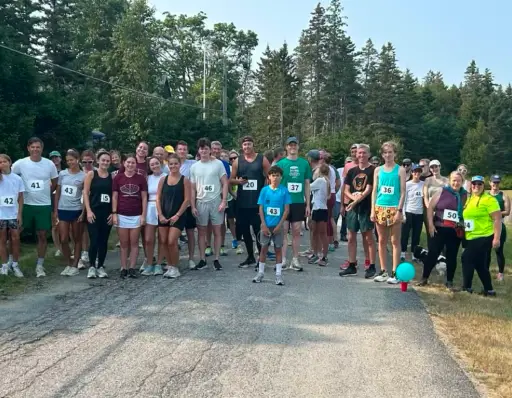 Runners at start line